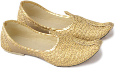 

Sapphire Wedding Jutis For Men(Beige), Brown