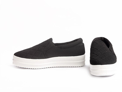 

Lotusfeet Canvas Shoes For Women(Black