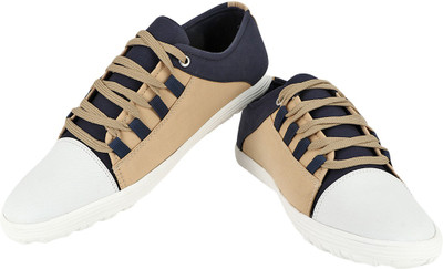 

Knight Ace 2005 Canvas Shoes For Men(Beige, Navy