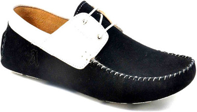 

Araanha Driving Loafers For Men(Black, White)