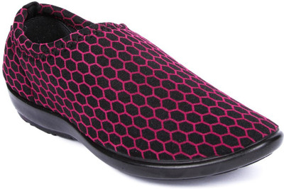 

Gliders by Liberty Casuals For Women(Tan, Cherry
