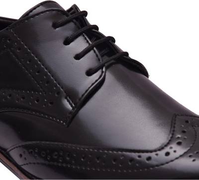 Sir Corbett Brogue Lace Up