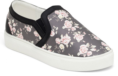 

Larissa & Bella Casuals For Women(Black, Black-multi