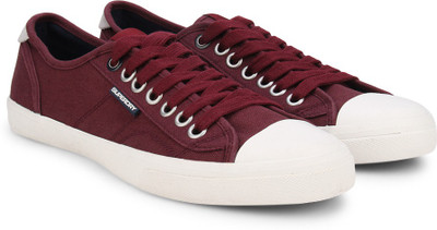 

Superdry LOW PRO SNEAKER Sneaker For Men(Maroon, Port
