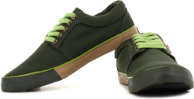 

Sparx SM-175 Canvas Sneakers For Men(Olive)