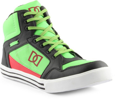

Dox Green Casuals For Men(Green)