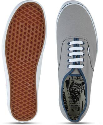 VANS AUTHENTIC Men Sneakers