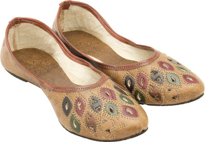 

Footrendz Cut work Jutis For Women(Brown), Light brown::green