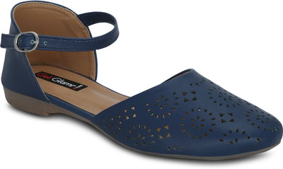 

Get Glamr Sansa Jutis For Women(Blue