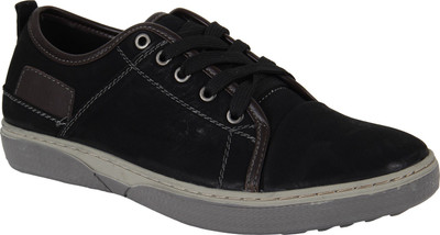 

Numero Uno Casual Shoes For Men(Black)