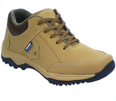 

Reveller Sneakers Outdoor Shoes For Men(Brown)