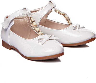 

Trilokani Girls(White