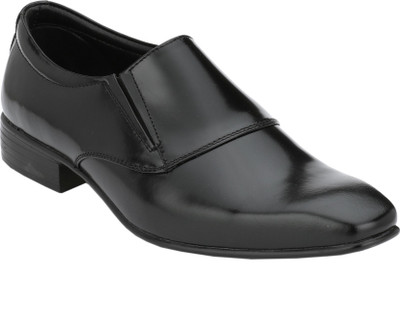 

GAI 8001 Slip On Shoes For Men(Black)