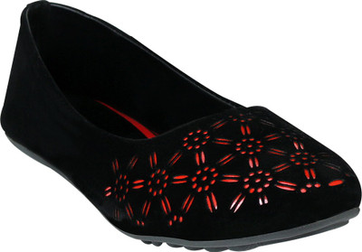 

Sumara Shoes Bellies For Women(Multicolor, Blackred