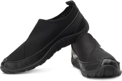 

Globalite Walking Shoes For Men(Black