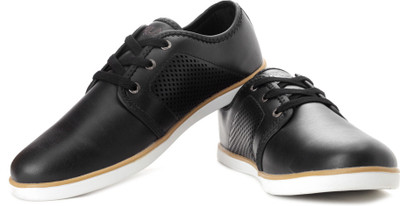 

Fila Azura Sneakers For Men(Black)