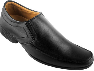

Action Black Synergy CCS9914 Slip On Shoes For Men(Black)