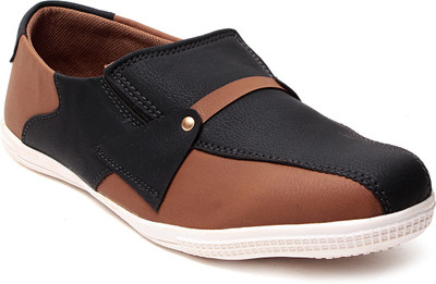 

Juan David Casual Shoes For Men(Tan)