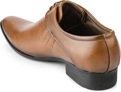 Baaj Lace Up