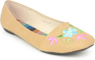 

Stylistry Maxis Beige Bellies For Women(Beige