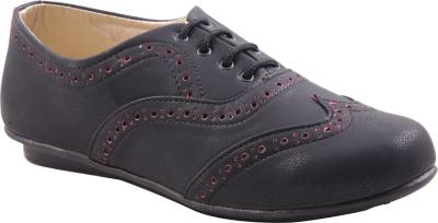 Adorn Stylish and Elegant Lace Up Shoes