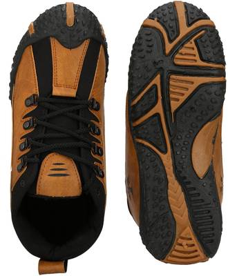 SCATCHITE Sneakers, Outdoors