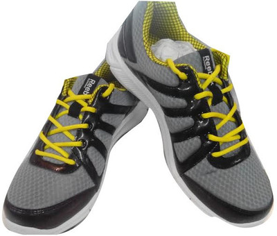 

Reebok Men Running Shoes For Men(Black)