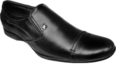

Seamax Genuine leather Slip On For Men(Black