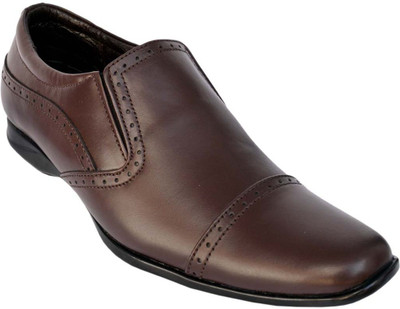 

Seamax Genuine leather Slip On For Men(Brown