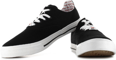 

Fila Farli Walk Sneakers For Men(Black, Blk