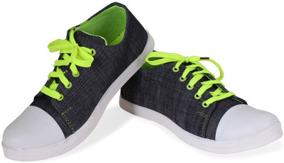 

FBT Sneakers For Men(Black, Black-green