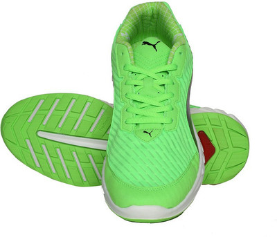 

Puma IGNITEUltimatePWRCOOL Running Shoes For Men(Green), Green gecko-black