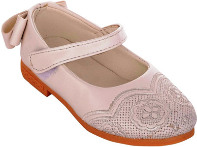 

Glinchy Casual Comfortable Synthetic Leather Bellies For Women(White