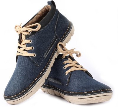 44% OFF on Moladz Roxx Black Casual Shoes For Men(Blue) 44% OFF on Moladz Roxx Black Casual Shoes For Men(Blue)