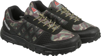 

REEBOK CAMO TREK 2.0 Outdoor Shoes For Men(Green, Green camo/blk/astrd dst