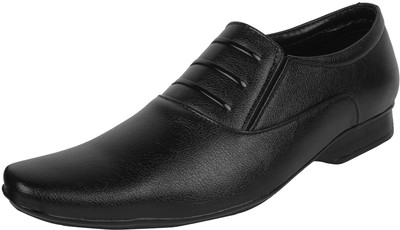 

BUWCH Slip On Shoes For Men(Black