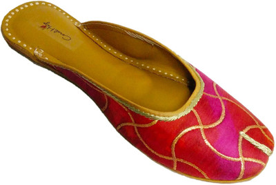 

Coral Haze Jutis For Women(Pink