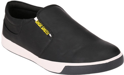 

Shoe Smith SS1182 Casual Shoes For Men(Black