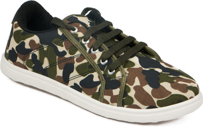 

Asian Casuals For Men(Multicolor, Green