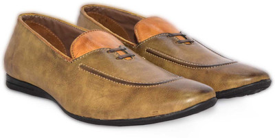 

Footcholic Casuals For Men(Olive