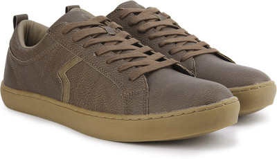 

United Colors of Benetton Men Sneakers For Men(Brown, 903