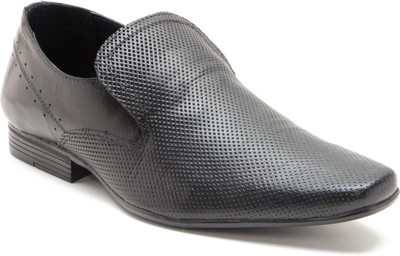 

Red Tape RTR0931 Corporate Casuals For Men(Black