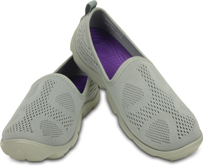 

Crocs Casual Shoes For Women(Grey), Lighta0grey