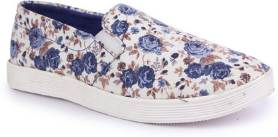 

Sindhi Footwear Casuals Casuals For Women(Blue)