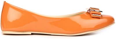 Anupamaa Peach Buckle Bellies