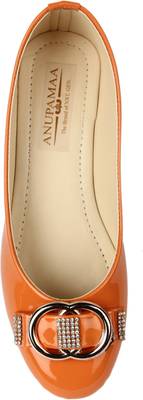 Anupamaa Peach Buckle Bellies