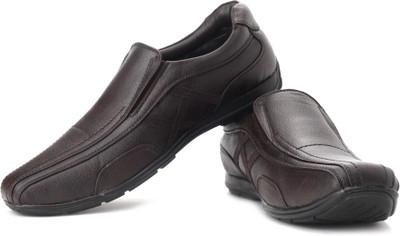 

Bata Docie II Men Synthetic Leather Slip On Shoes For Men(Brown