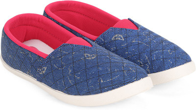 

Asian Slip On Sneakers For Women(Blue, Pink