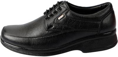 Action Lace Up