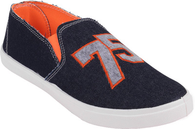 

World Wear Footwear Casuals For Men(Blue